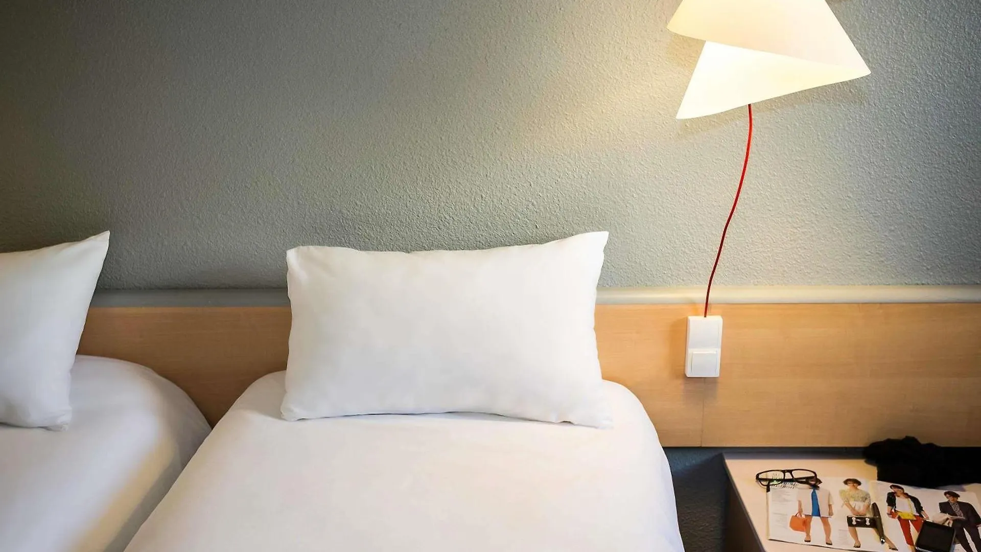 Ibis Montelimar Nord Hotel Saulce-sur-Rhône 3*,  Frankrijk